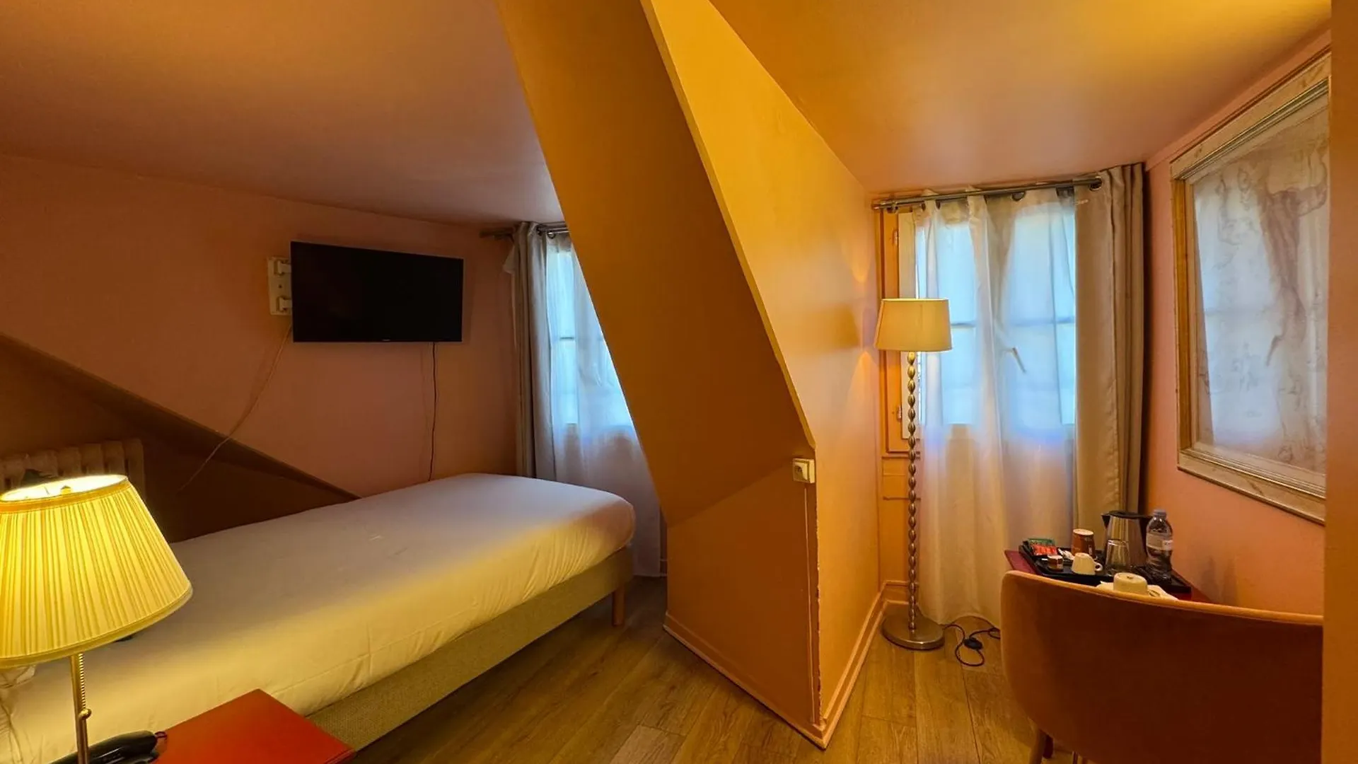 Petit Saint-honoré Hotel Paris